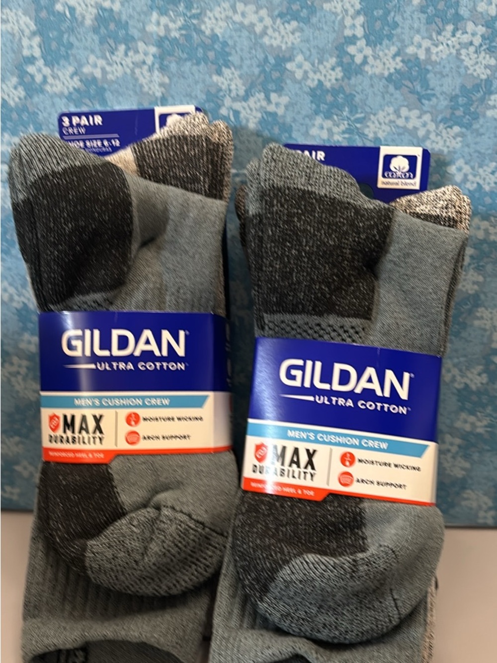 Gildan Men's Cushion Crew Socks - Gray (2 Pack)